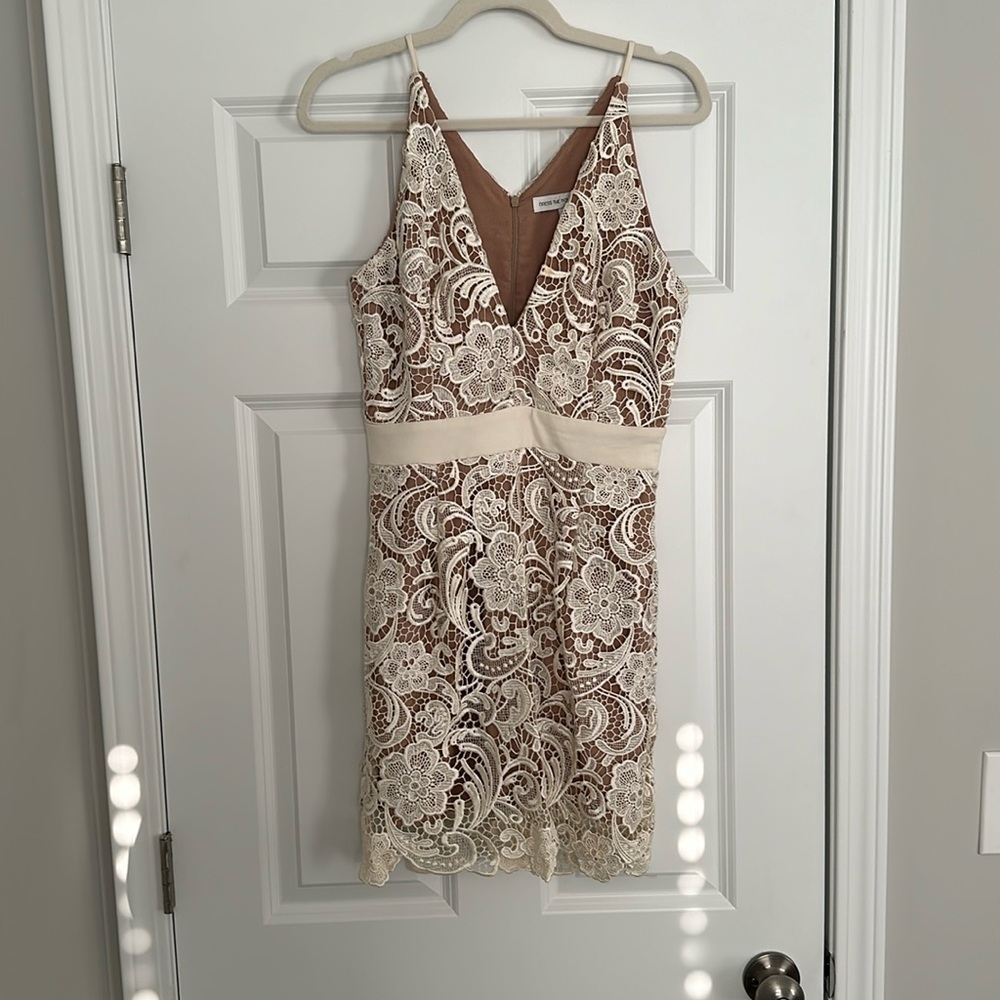 Dress the Population Ava mini dress in cream/nude